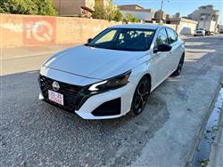 نيسان ألتيما